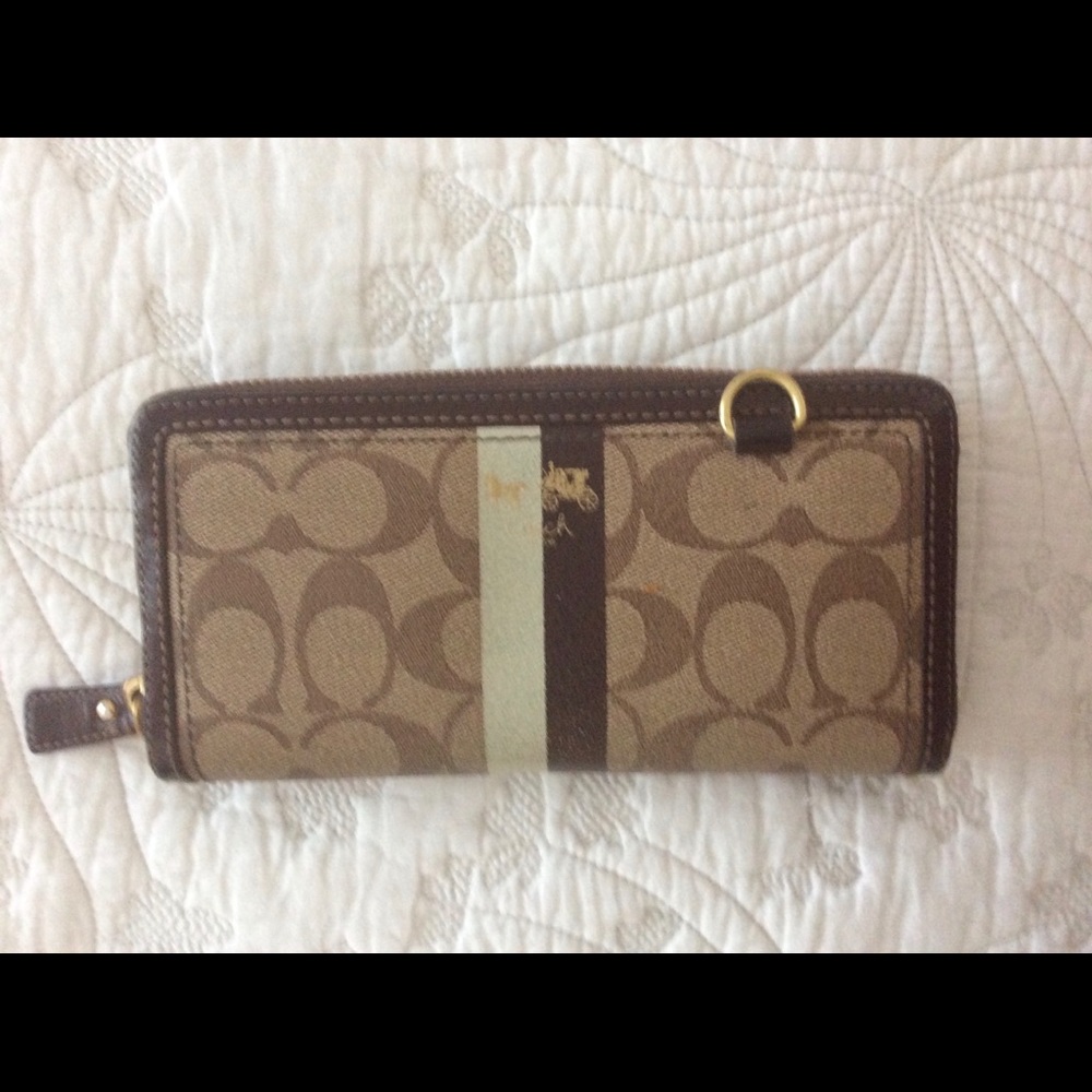 Coach signature accordion wallet